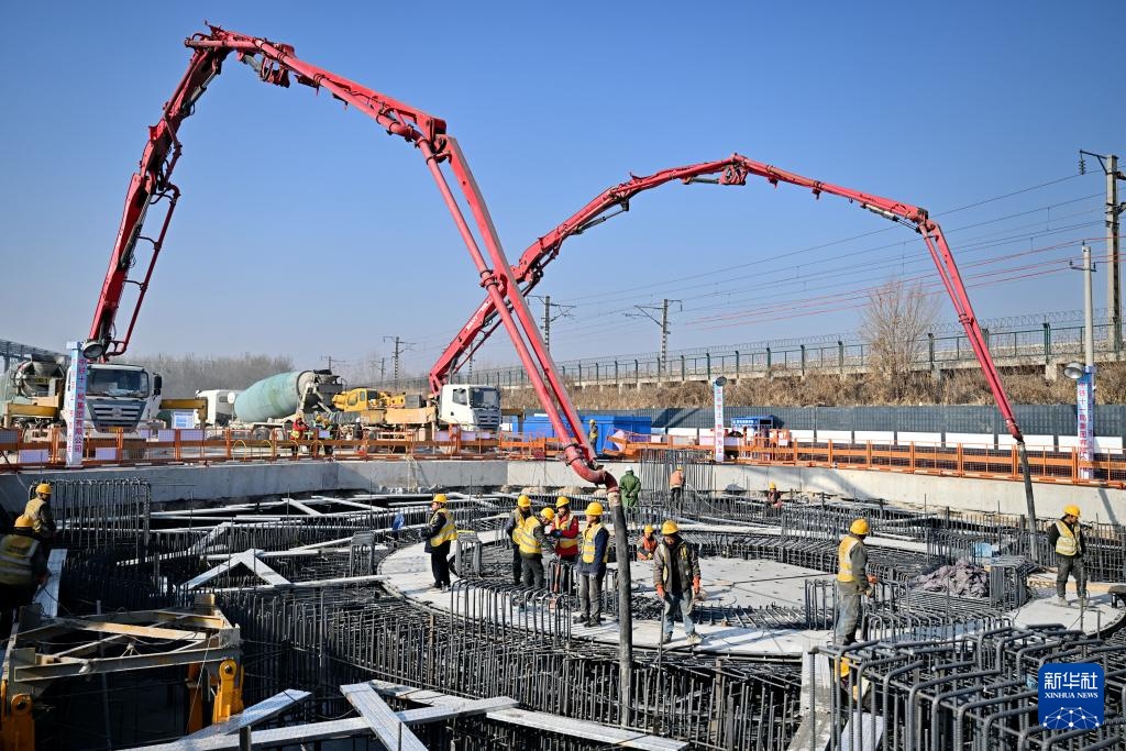 石雄铁路建设有序推进