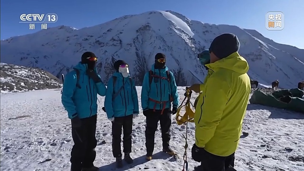 焦点访谈丨“冰雪+” 加出新场景新消费的无限可能