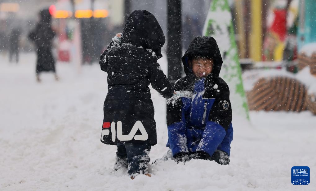哈尔滨发布暴雪黄色预警信号