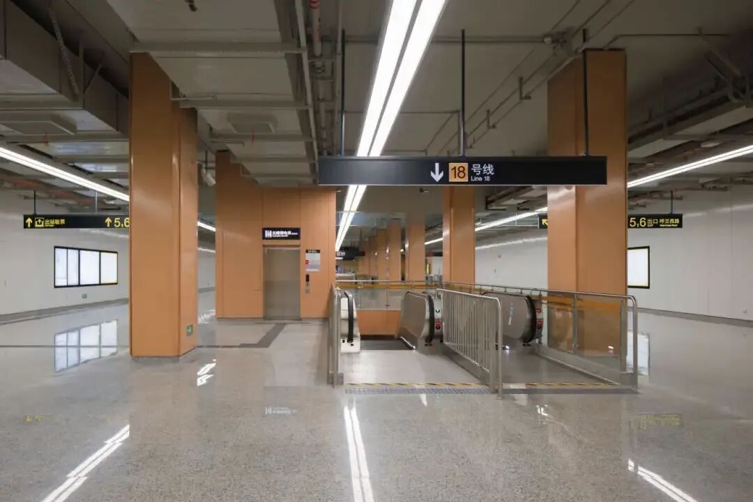 通勤从80分钟缩到15分钟！上海这条地铁即将运营，高颜值配色太惊艳