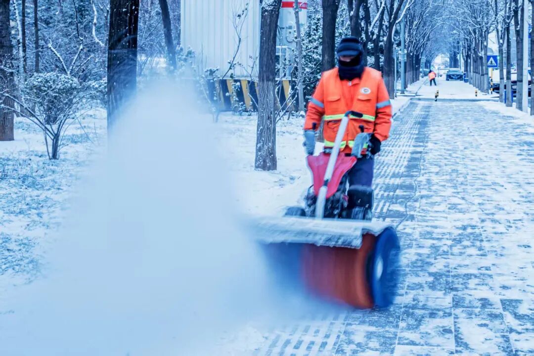 北京下雪了！冬日氛围感拉满~
