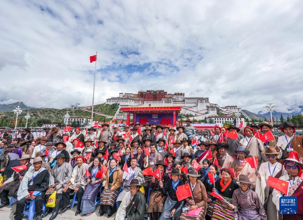 这些照片，每一张都写满了家国情怀