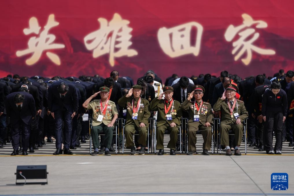 这些照片，每一张都写满了家国情怀