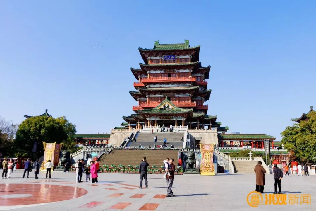 今年累计接待游客超1700万人次！滕王阁旅游区人气火爆