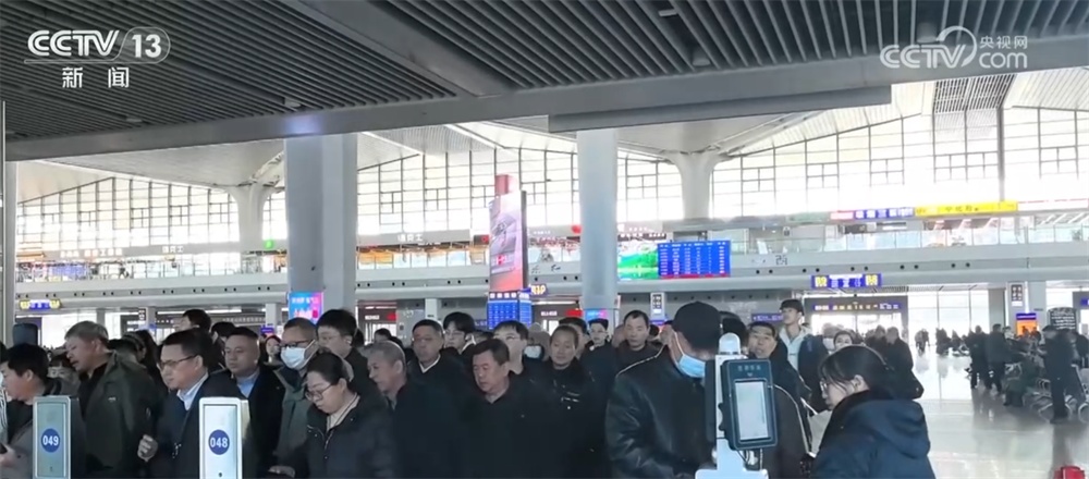 多彩文旅活动将节日氛围“拉满” 各地喜气洋洋、欢乐祥和迎新年