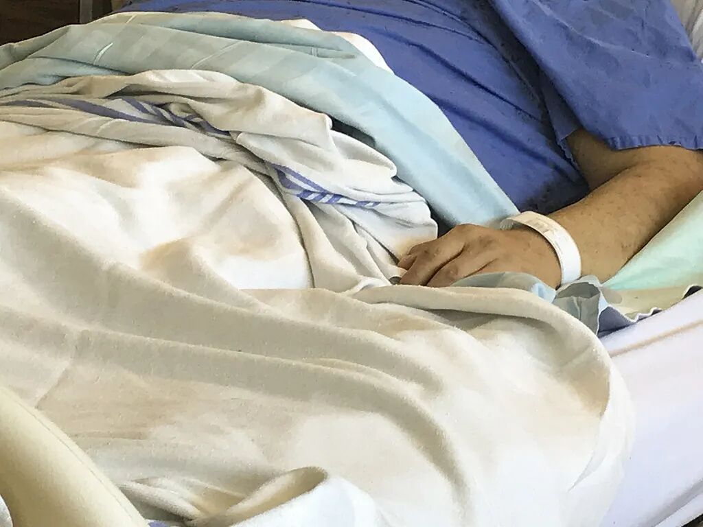 男子头孢停药72小时后饮酒，突发休克！提醒：7天内都不安全