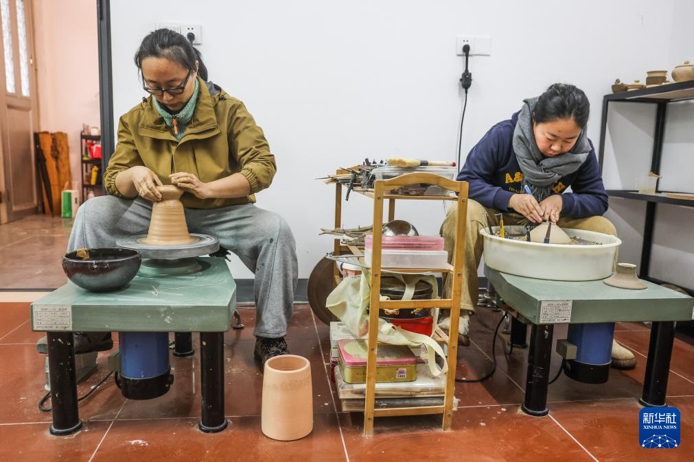 浙江慈溪：打造艺术村落 推动特色产业发展