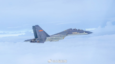 苍穹利刃！战机与蓝天的适配度太高了