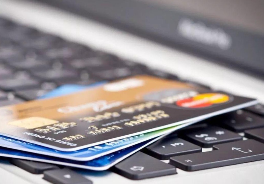 男子被冒名贷款13年，导致征信不良，涉事银行被起诉！法院判了→