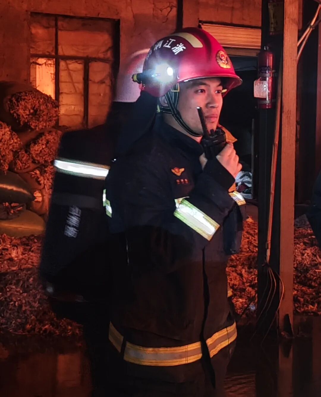 杭州陈有钱“报告”：NO.21762任务完成！