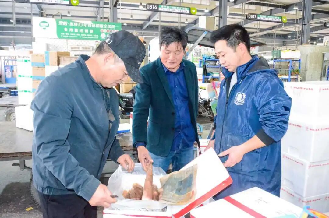 一天卖掉8000公斤！浙江人餐桌上的“鲜味担当”，今年价格便宜30%！