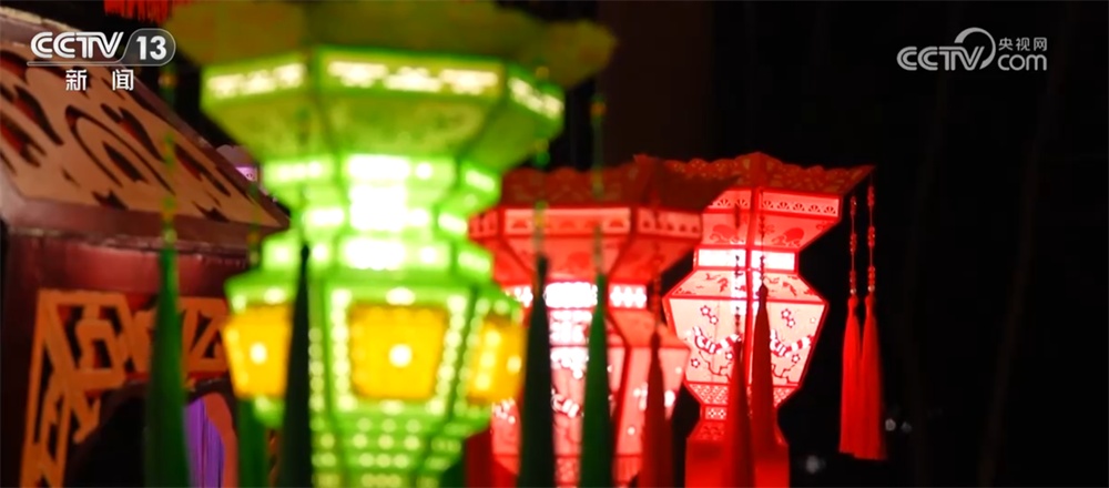 从冰天雪地到“茶绿樱粉”、从非遗灯彩到村落团圆味 冬季文旅市场火热升温