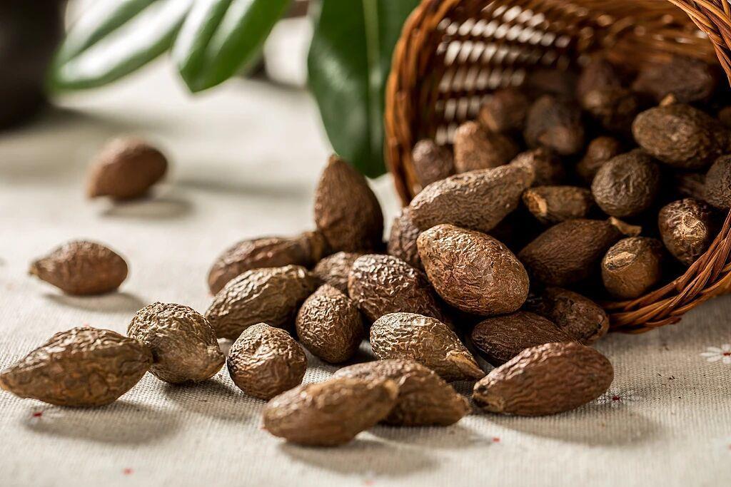 手脚冰凉、容易感冒？冬天应该“喝”这些→