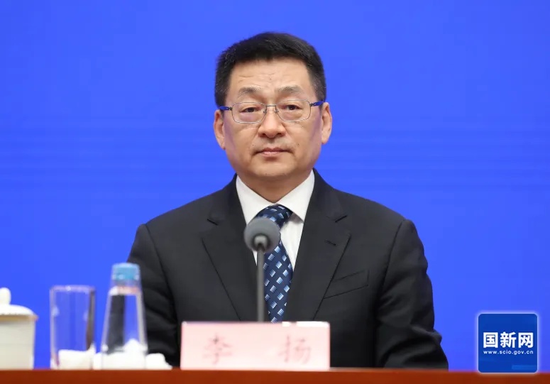 司机投诉被欠款6000元，交通厅长现场办公解决