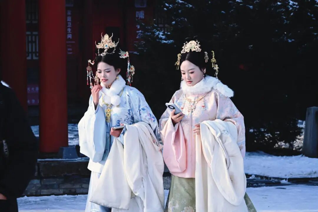 沈城雪景盛宴 游客邂逅冬日小确幸