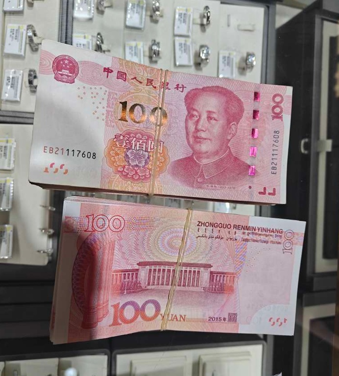 “买20颗金豆！”女子不断催促，店长报警......