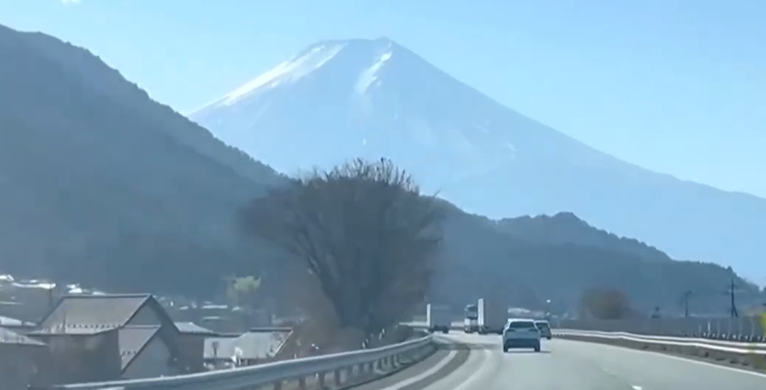 沉睡300多年的富士山，近期被监测到周边地质活动频繁，能量堆积已到极限？