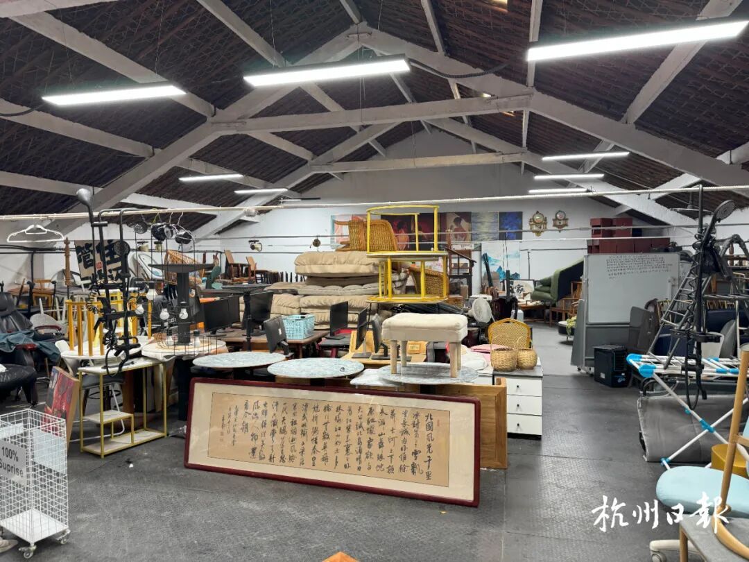 杭州一家小店突然爆火！小到5毛钱，大到上万元！“没人要的，我收”