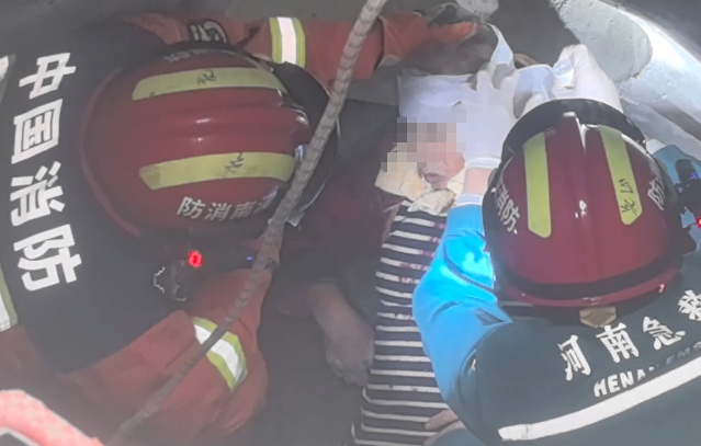 家门口的新路段别乱逛，阿姨亲测：会受伤！