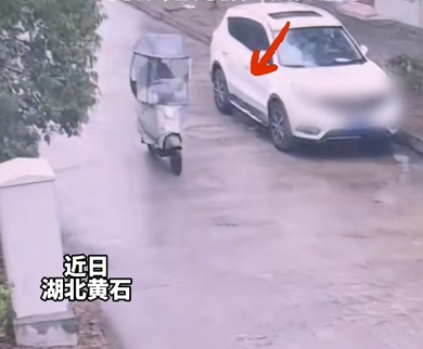 骑着自己的车，还惦记着别人的车......