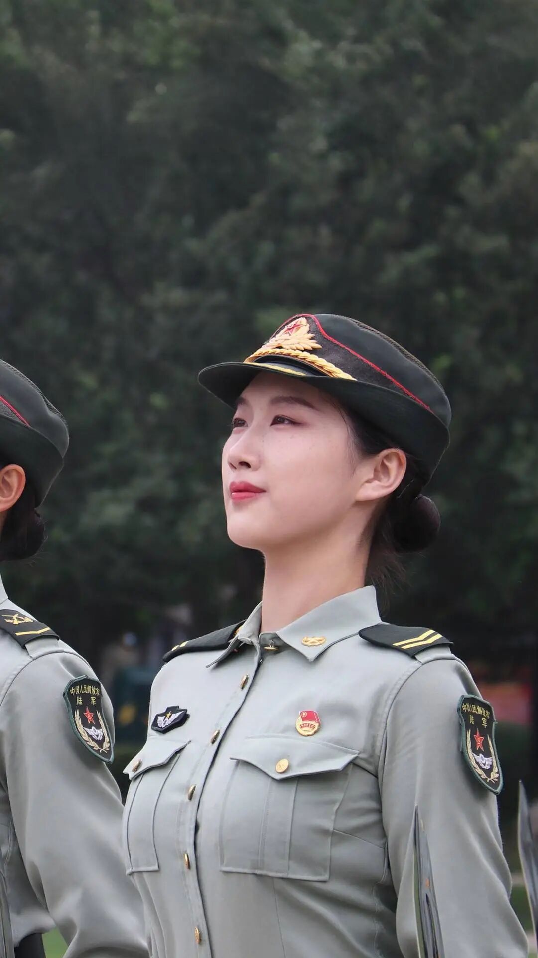 “九三”受阅女民兵李若嘉：用96米丈量荣耀，以128步定义人生