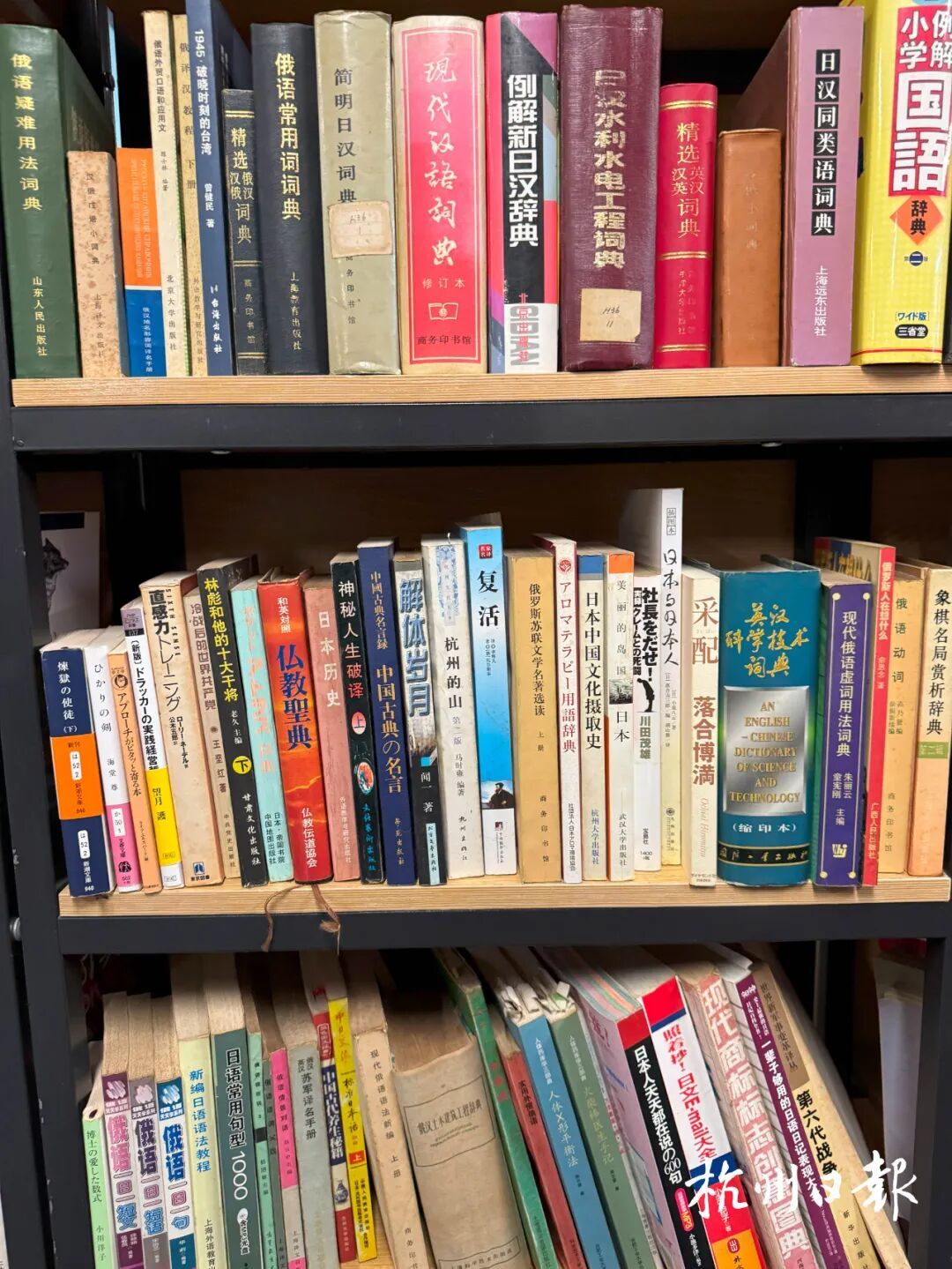 杭州一家小店突然爆火！小到5毛钱，大到上万元！“没人要的，我收”