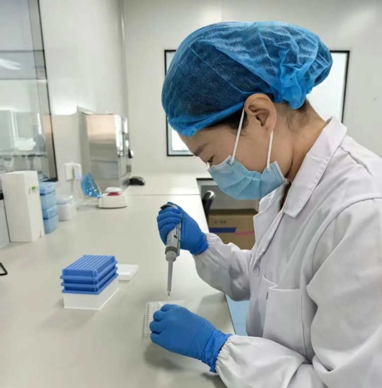 青海警方侦破16年前命案：80名警力高原筛土寻尸，挖地40立方米找到部分遗骸