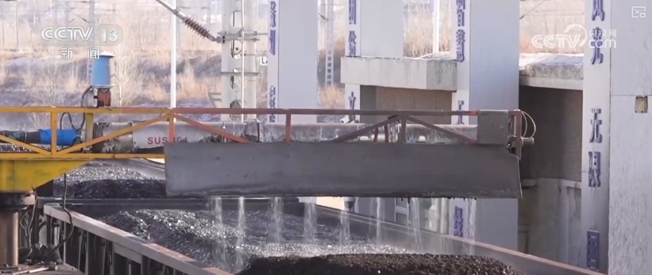 科技创新“显身手”实现更绿色、更高效煤炭保供 供暖季供电供暖保障有力