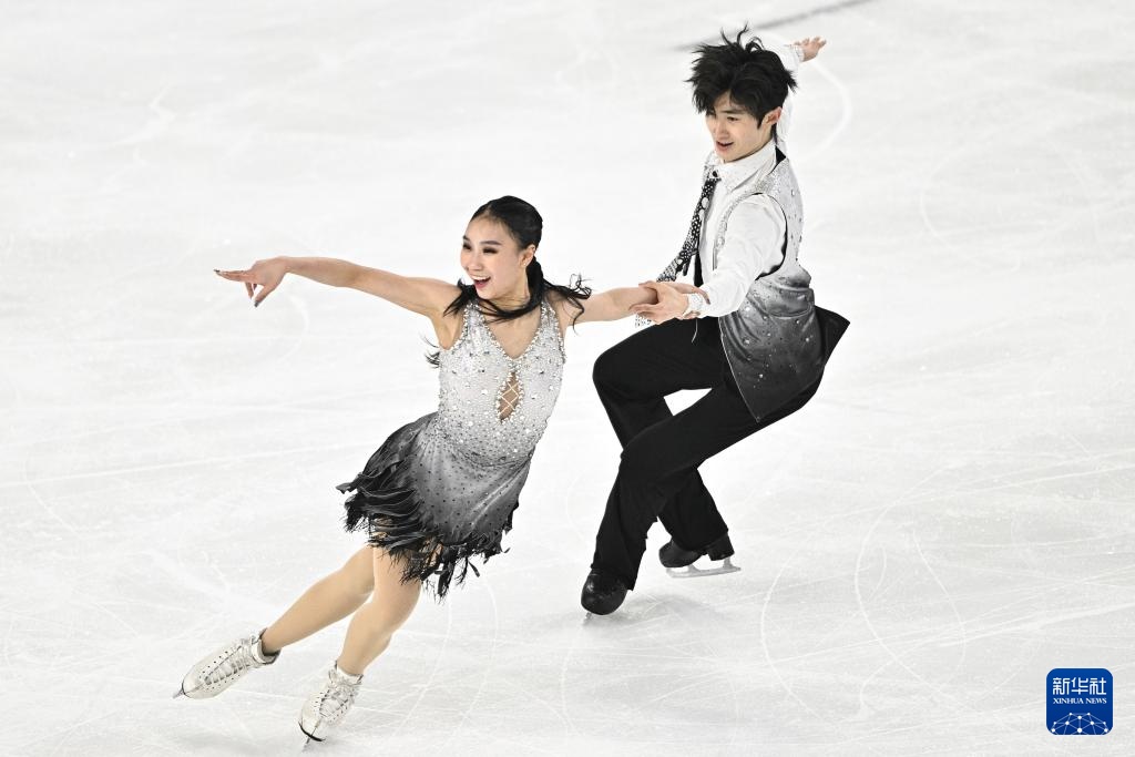 全国花样滑冰锦标赛：冰舞韵律舞赛况
