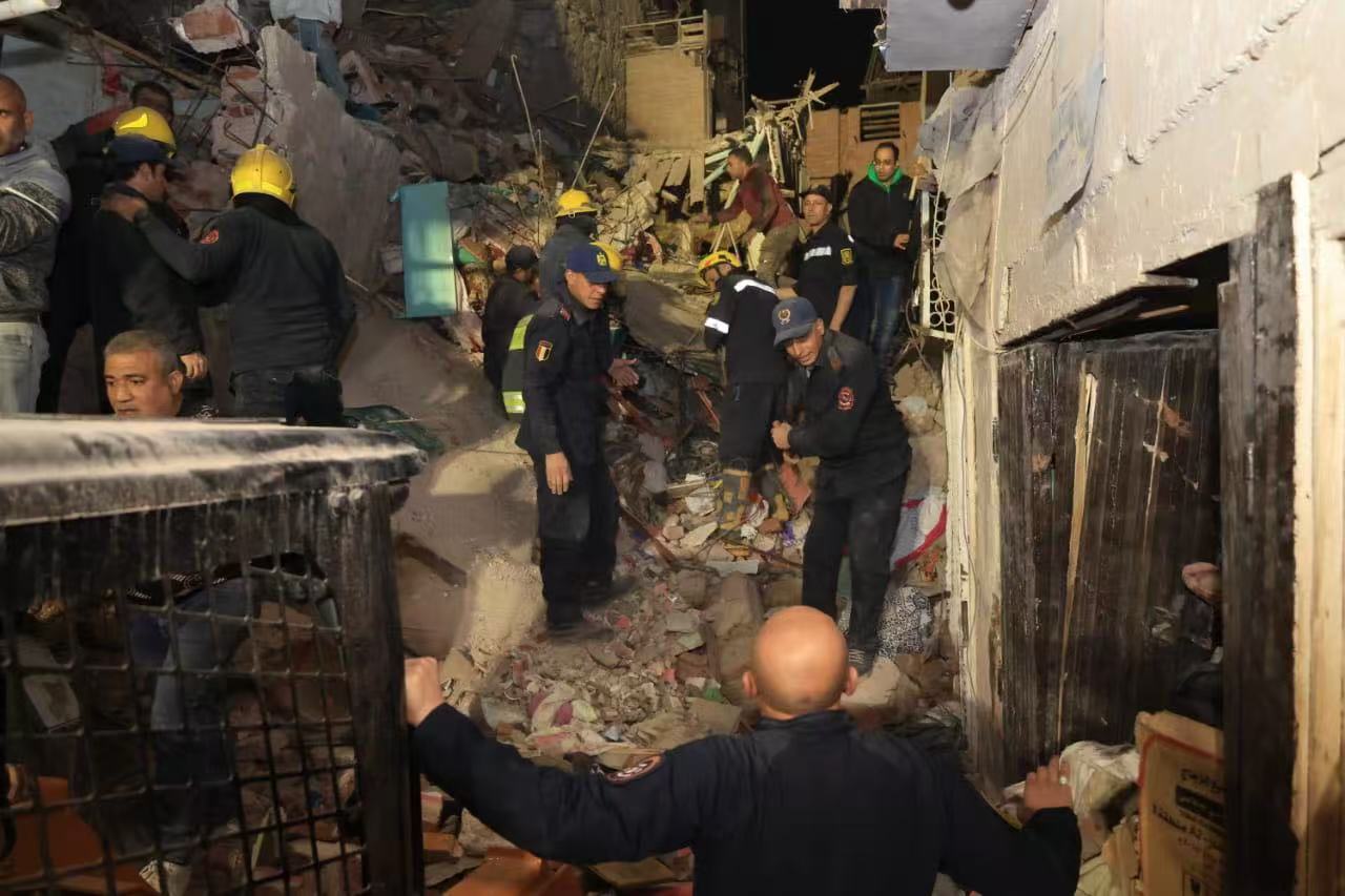 埃及吉萨省一建筑物倒塌 致8死多伤