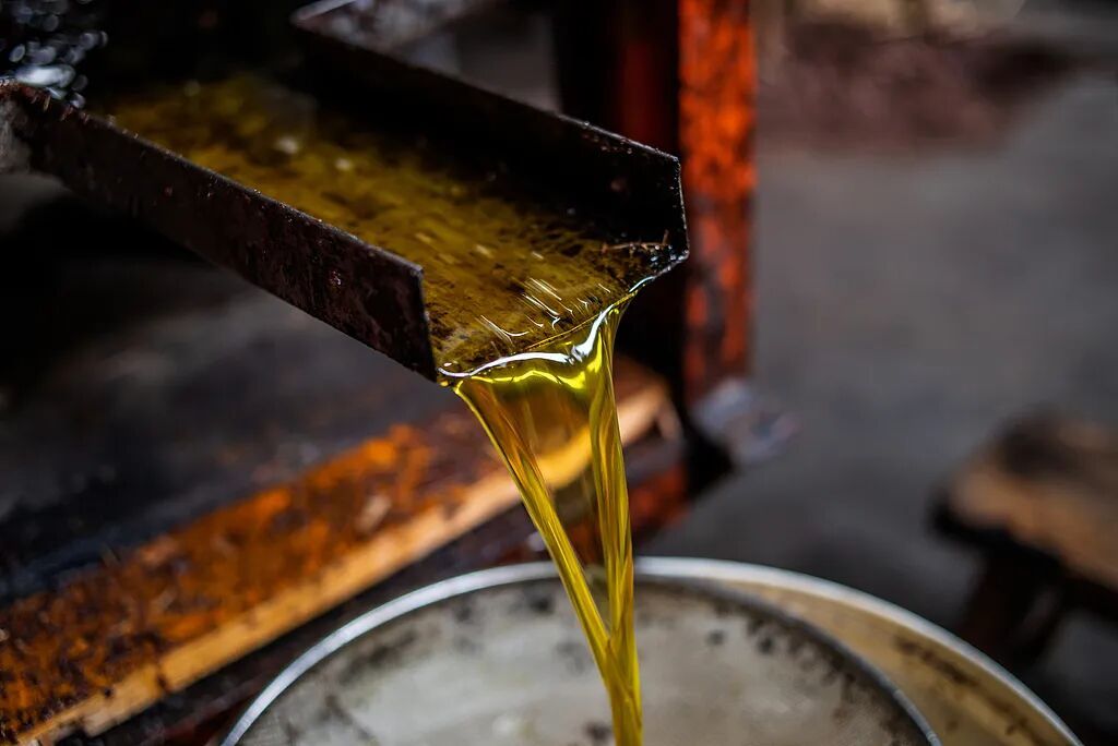 避坑！一企业食用油中含“苏丹红”！还有惊天掺假案曝光...