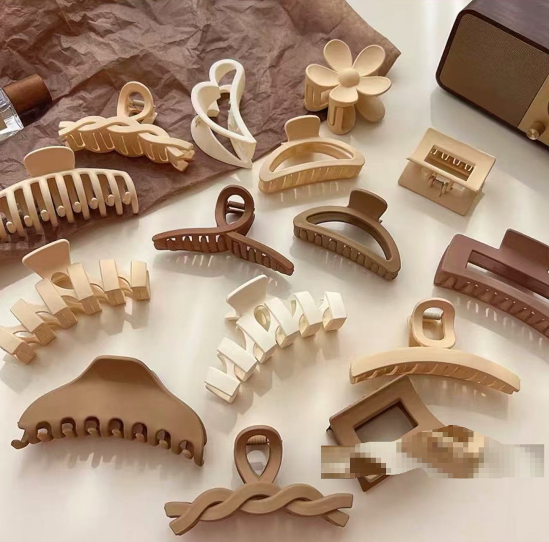 看似温柔的盘发“神器”，有时会成为利刃，一定要小心！