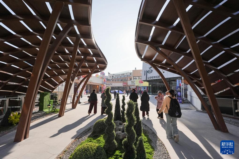 北京城市副中心商业地标“湾里”正式营业 北京城市副中心商业地标“湾里”正式营业