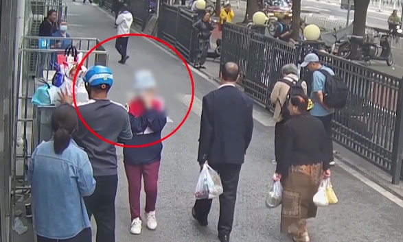 你真“刑”！北京一女子多次偷外卖被抓，自称受过高等教育，积蓄不少