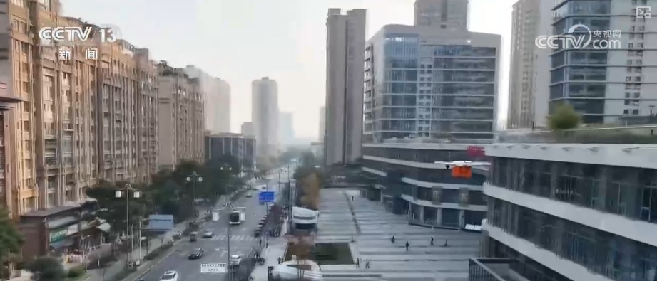 “低空生命线”成功首飞 医疗应急保障迈入“空地一体”新阶段