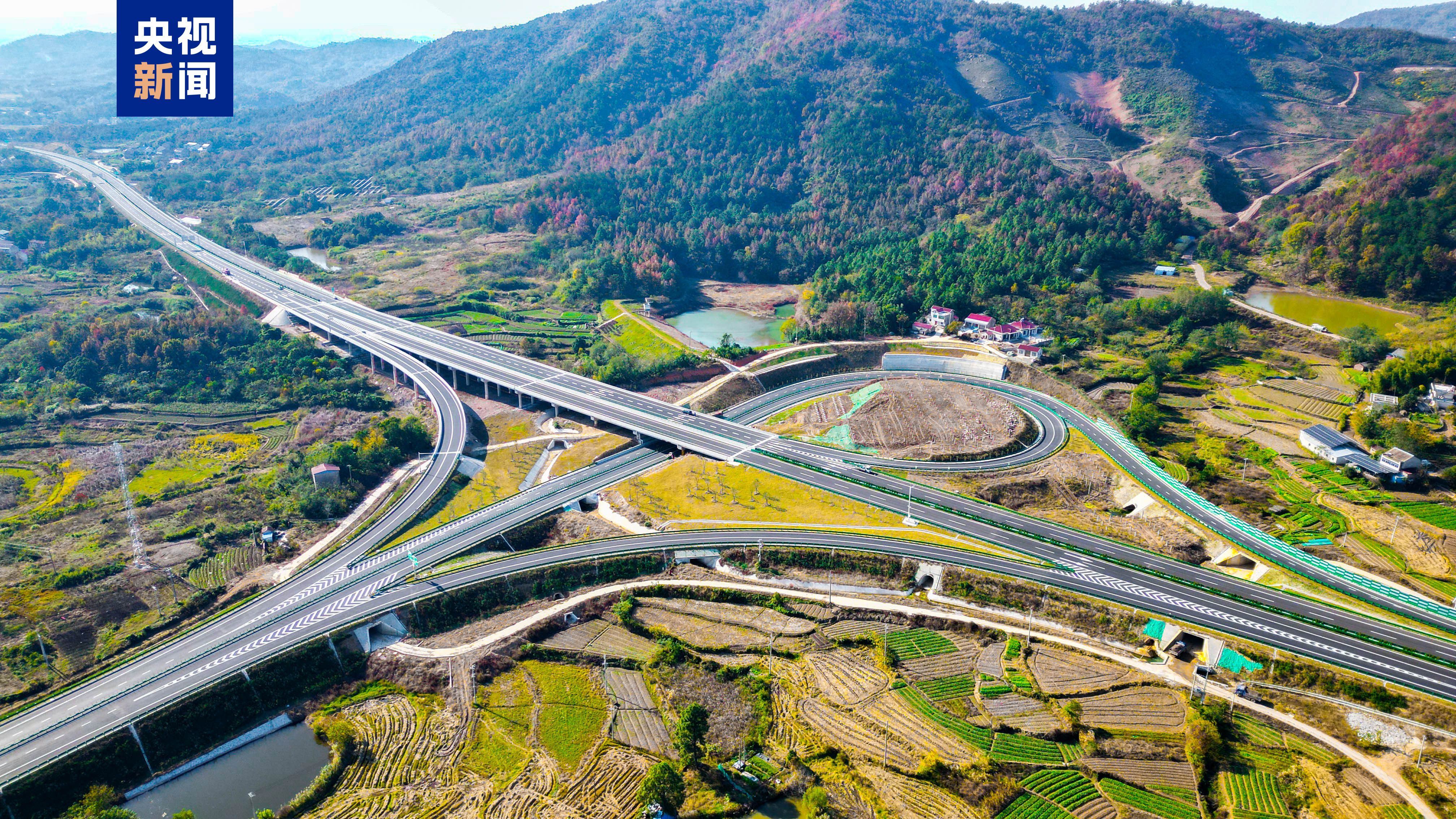 安徽三条高速同日开通 皖北皖江路网再升级