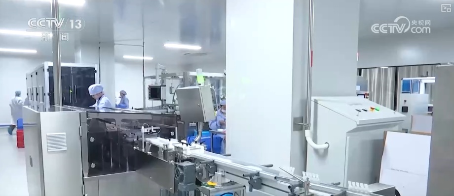 封关首周新观察·11亿元、16.5万人次、77.5万件 火热数据映射市场兴、消费热