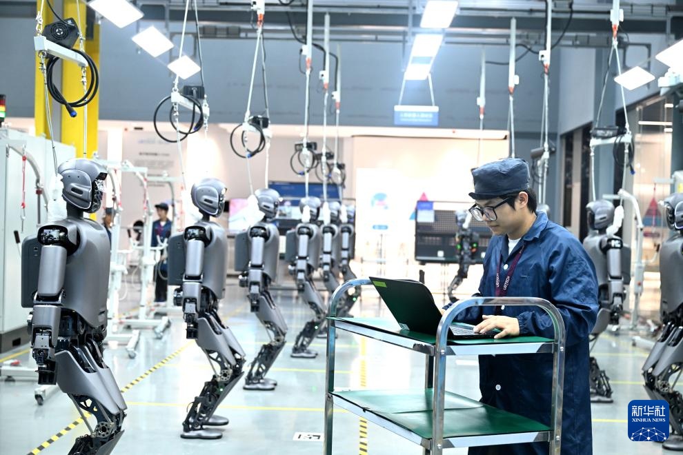 新华社出图·年度记忆丨闪耀世界的中国科技之光