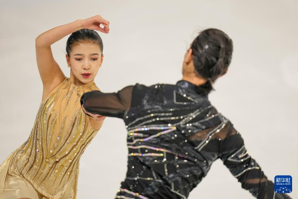 全国花样滑冰锦标赛：冰舞韵律舞赛况