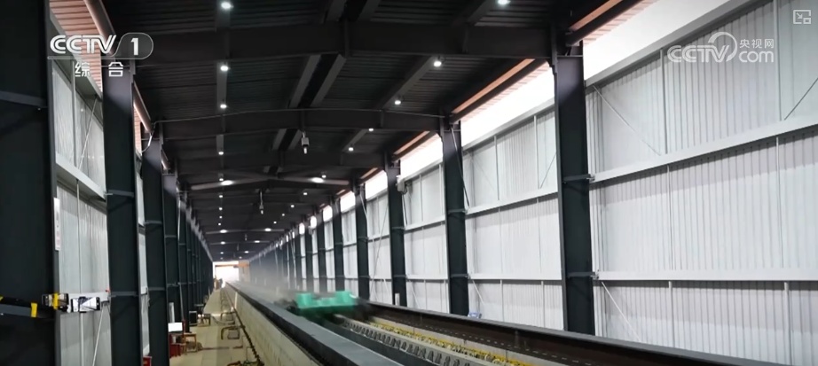 速度，700公里/小时！增长，14.3%！多角度感受中国经济多元活力与澎湃动能