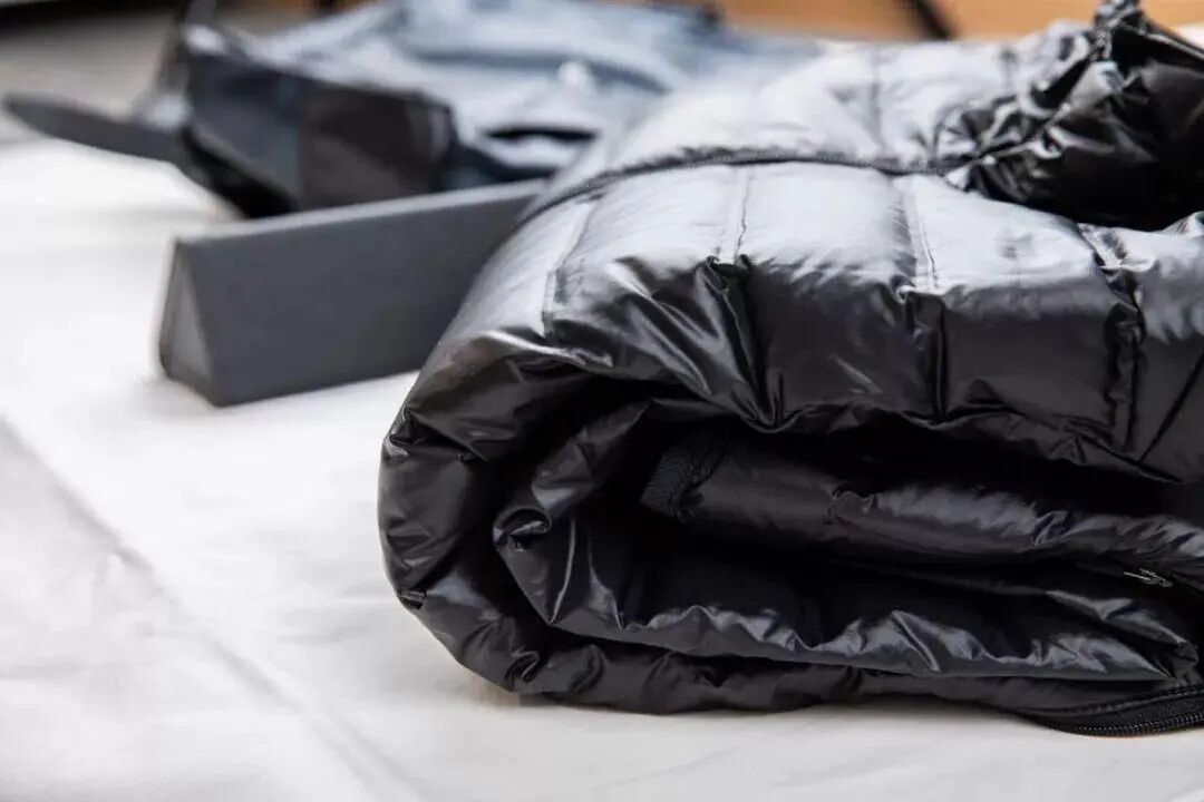 每天穿破损羽绒服，男子确诊肺炎！医生提醒