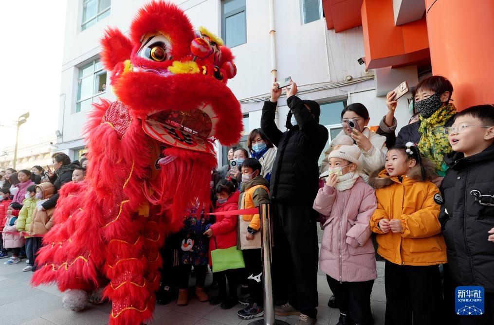 非遗传承 萌宝迎新年