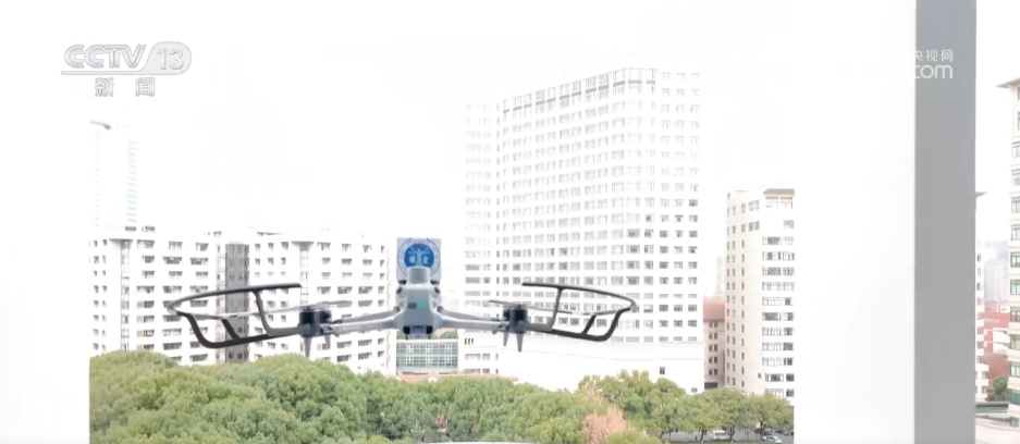 医疗低空物流探索向更多元场景拓展 新兴“空中生命线”破解院内物流难题
