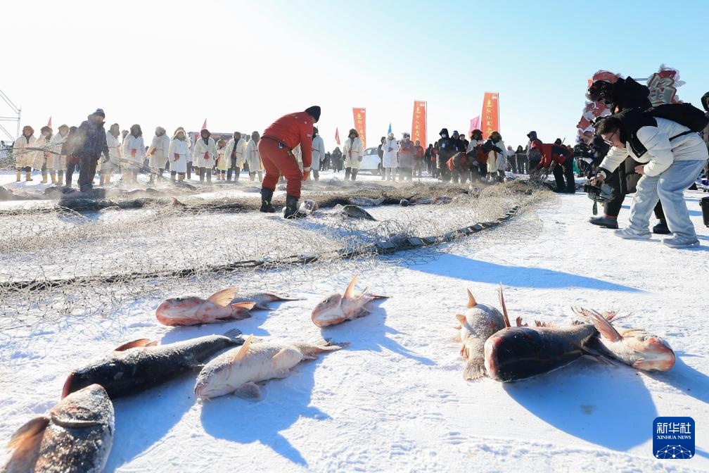 大庆杜尔伯特蒙古族自治县第九届冰雪渔猎那达慕启幕