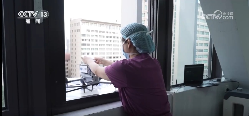 医疗低空物流探索向更多元场景拓展 新兴“空中生命线”破解院内物流难题