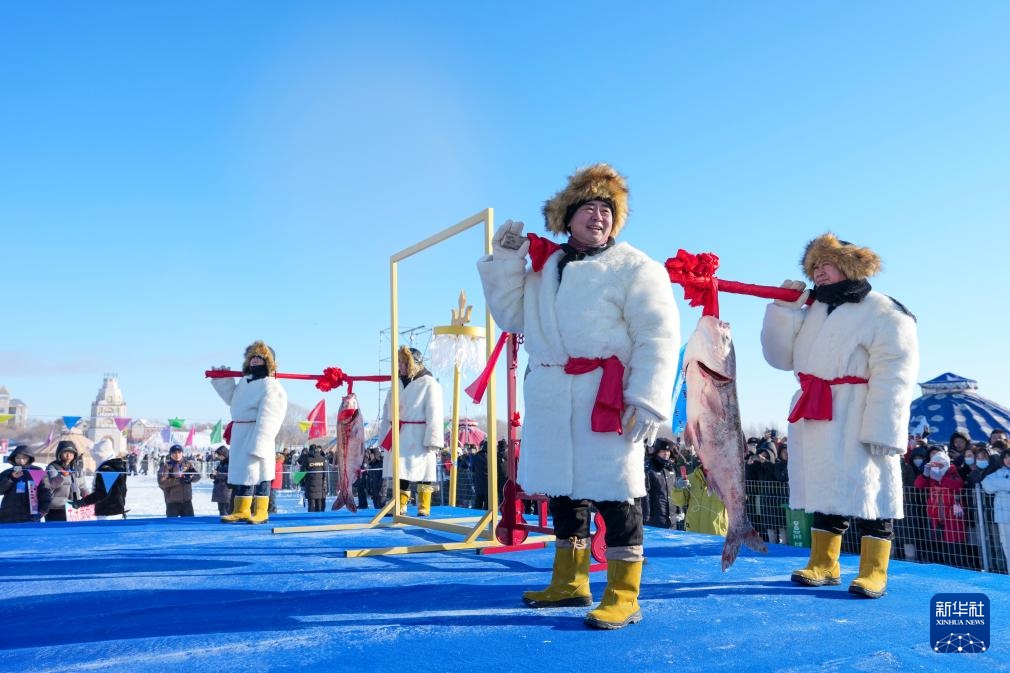 大庆杜尔伯特蒙古族自治县第九届冰雪渔猎那达慕启幕