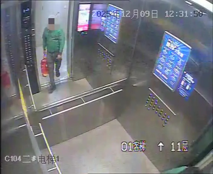 上海警方：多名来沪人员窜至居民小区，已被抓获！家门口出现这种袋子，千万小心→