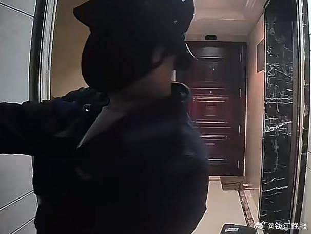 深夜“扫楼”撬门的蒙面男子已落网！杭州西湖警方通报