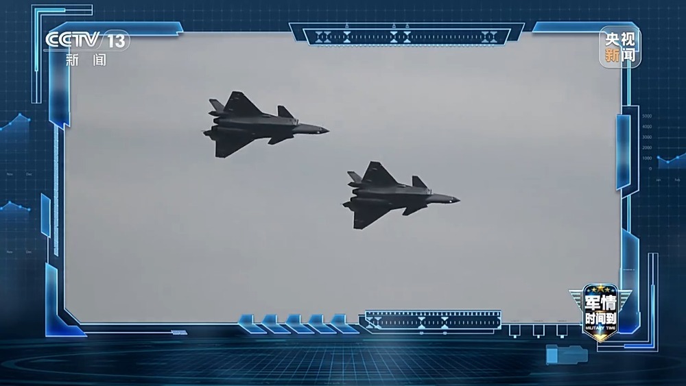 军情时间到丨回顾2025年中国海军、空军、火箭军的重器硬核突破
