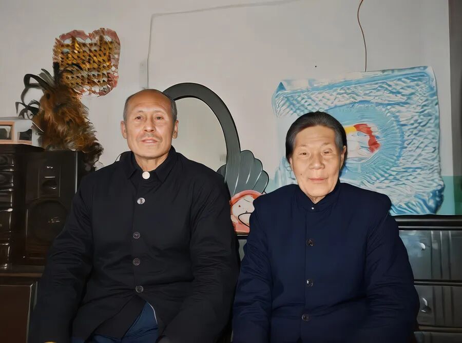 21岁女孩为103岁太爷爷写书，找回祖辈的青春与爱情